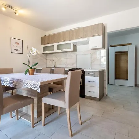 Appartement Mira *