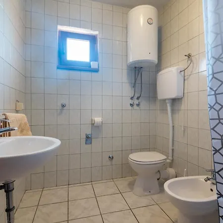 Apartment Mira