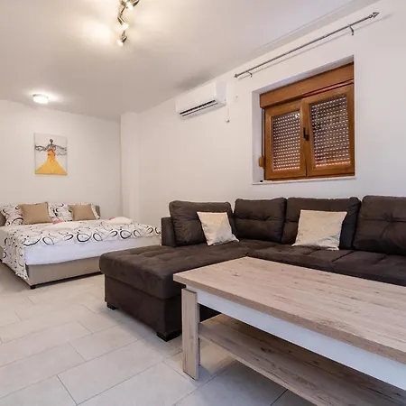 Appartement Mira *
