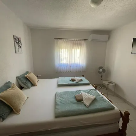 Apartment Mira