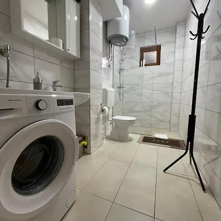 Apartment Mira